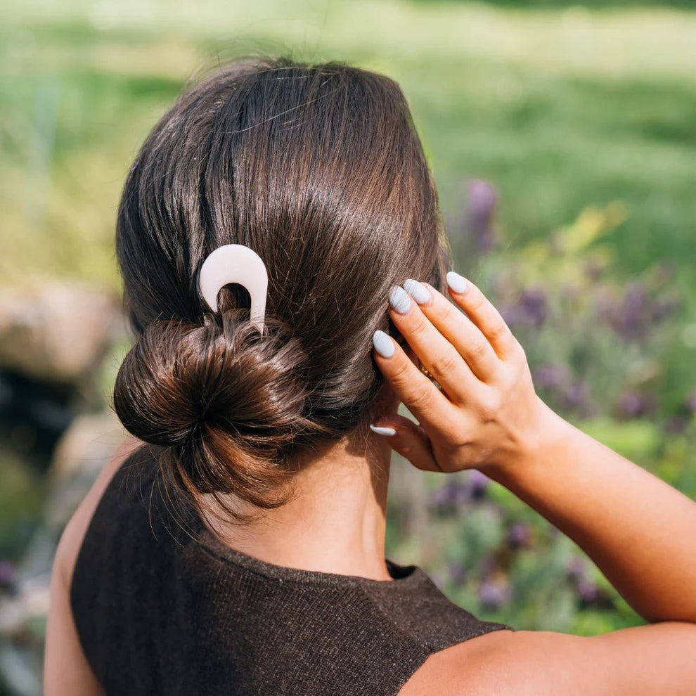 French Hair Pin/ Almond Beige