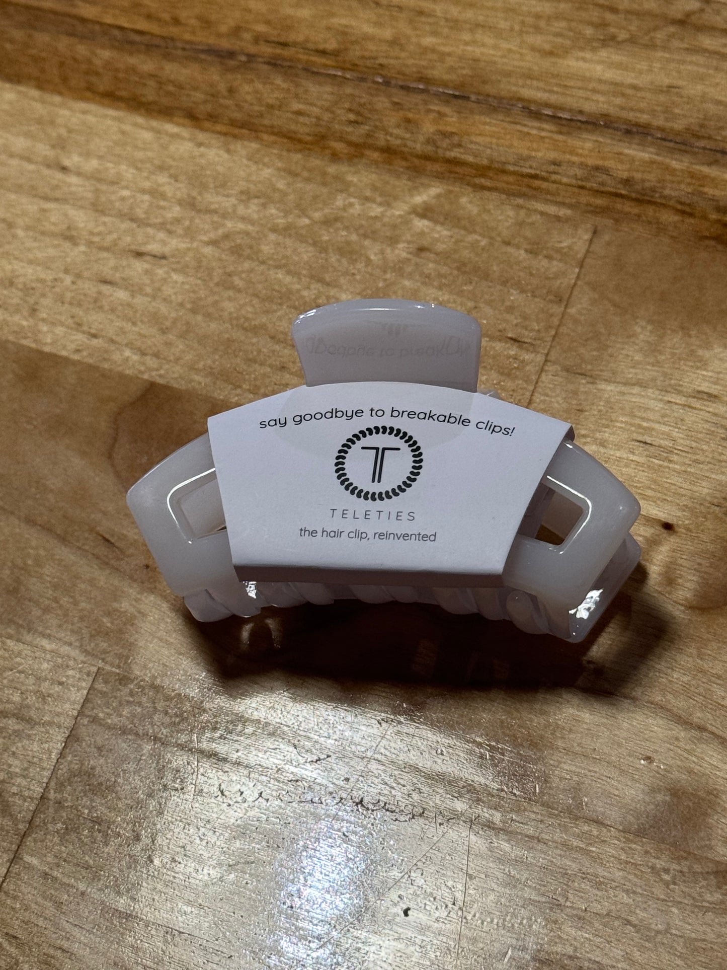 Open Coconut White Medium Claw Clip
