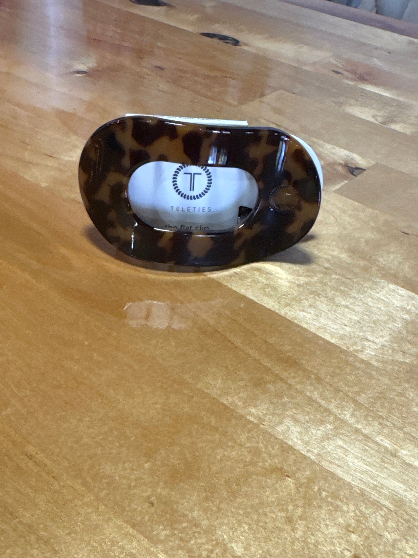 Small Round Flat Clip Tortoise