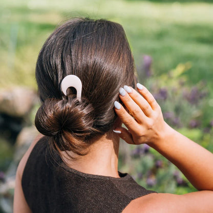 French Hair Pin/ Almond Beige