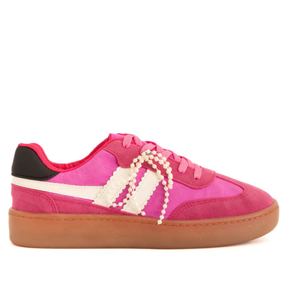 Women’s Suede Sneakers – Retro Gum Sole with Charm Included: Red / 8