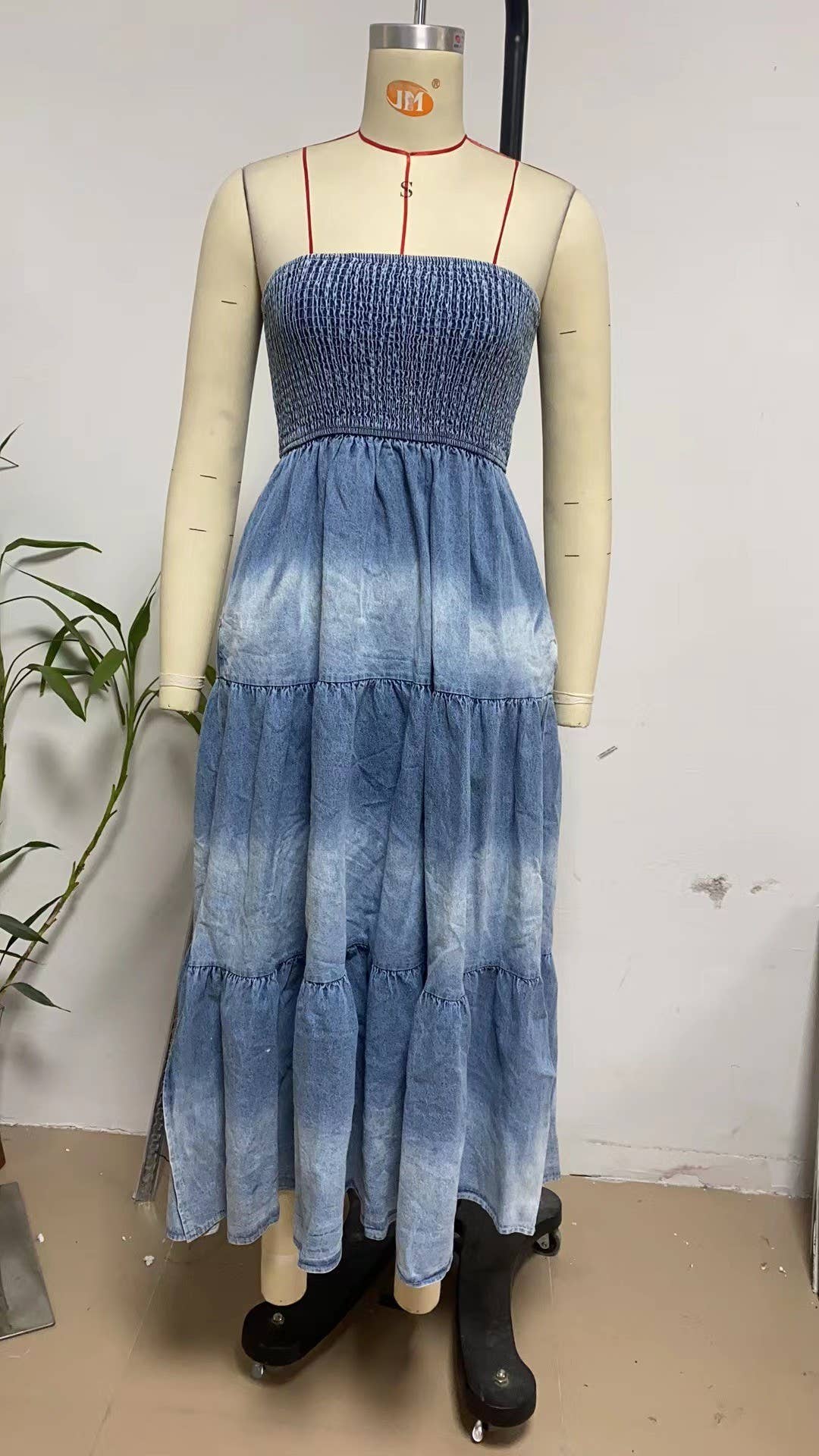 Off-Shoulder Jean Dress:L