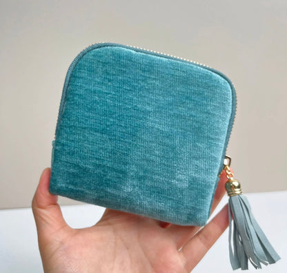 Fringe Zipper Jewelry Organizer