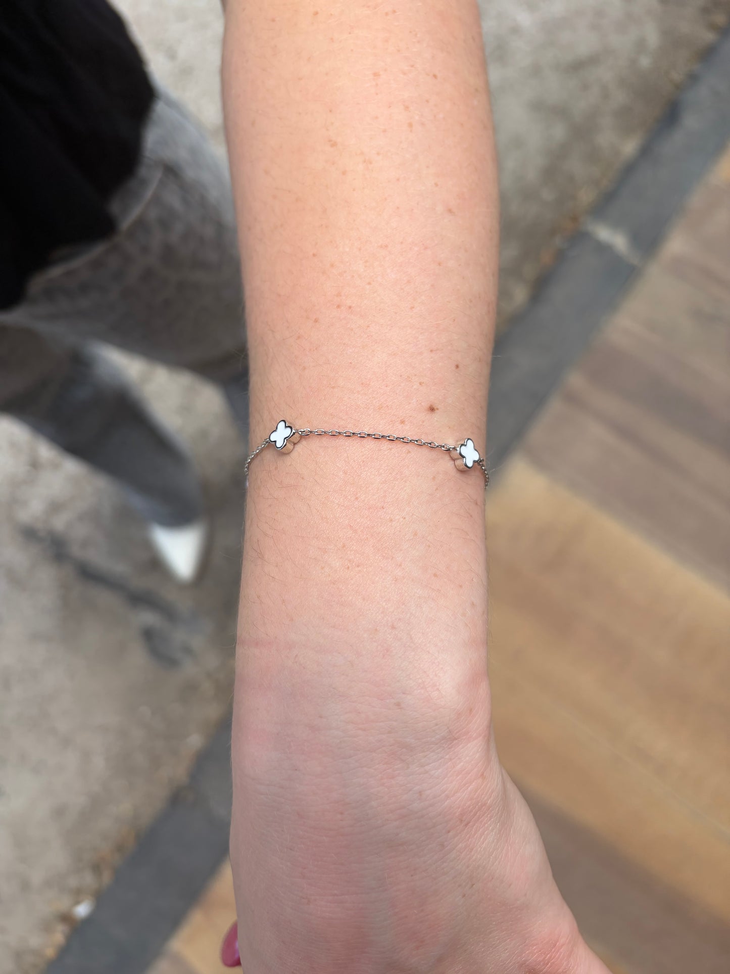 Small flower bracelet