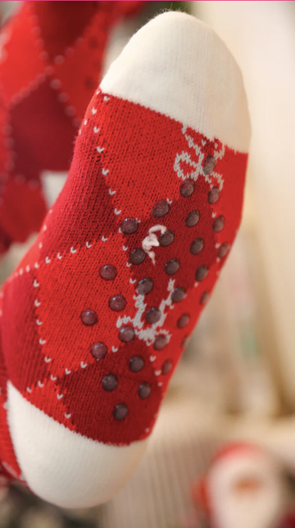 Cozy Cabin Socks - Argyle and Bows - Red/White