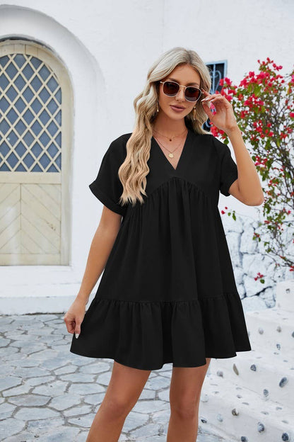 V Neck Tiered Short Sleeve Dress: (L)