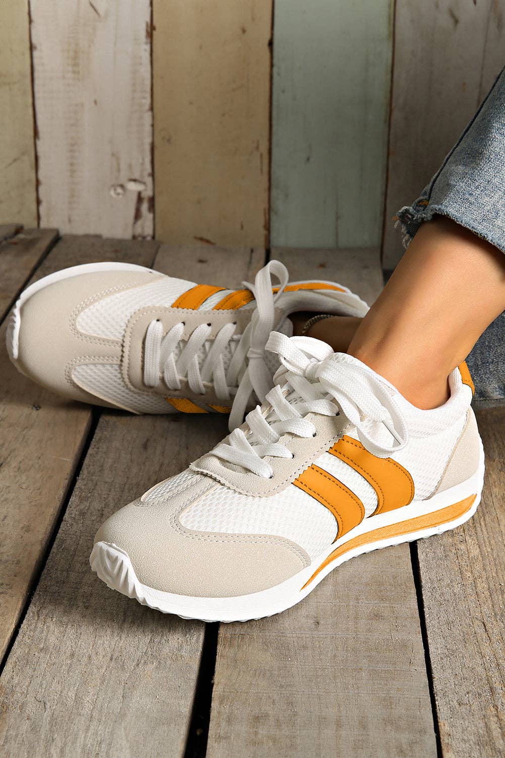 Block Patchwork Breathable Lace-up Sneakers: White / (US 7)38